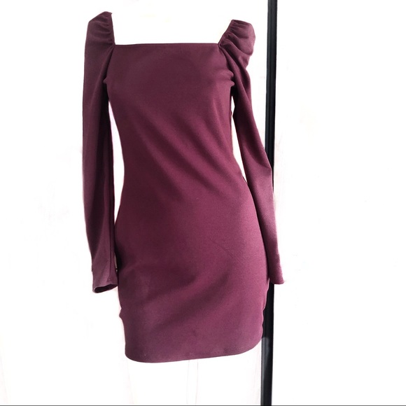 NWT Charlotte Russe Burgundy Mini Squared Neckline Dress Size Medium - Picture 2 of 4